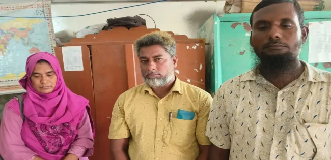 বাইরে থেকে পরীক্ষার খাতা লিখে দেওয়ার অভিযোগে তিন শিক্ষক আটক