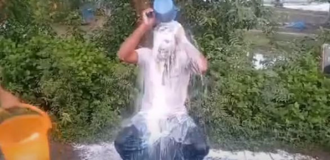 দুধ দিয়ে গোসল করে জামায়াত ছাড়লেন এক নেতা