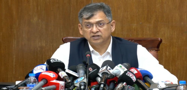 সাবেক রাষ্ট্রপতি মো. সাহাবুদ্দিনকে গ্রেফতারের দাবির বিষয়ে যা বললেন স্বরাষ্ট্রমন্ত্রী যা বললেন